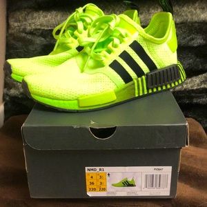 Price Drop!Adidas NMD_R1 Signal Green Originals US Womens 5.5 / Youth 4-BNWT/BOX